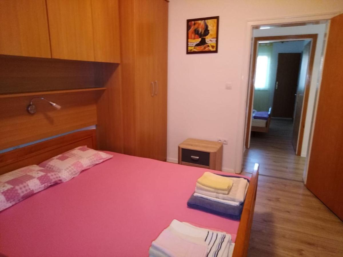 Apartmani Katarina Barbat na Rabu Екстер'єр фото