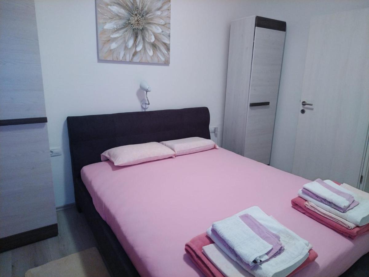 Apartmani Katarina Barbat na Rabu Екстер'єр фото