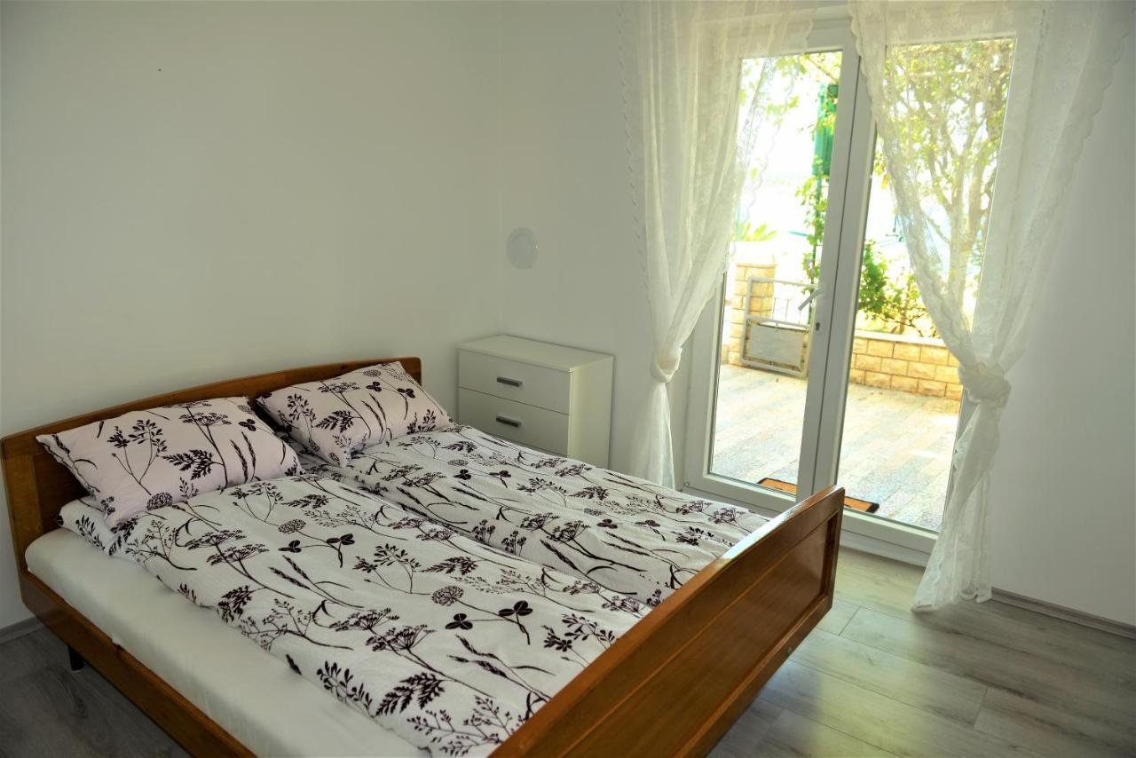 Apartmani Katarina Barbat na Rabu Екстер'єр фото